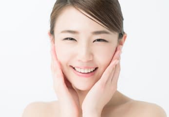 フェイシャル＆デコルテマッサージには美肌効果も！